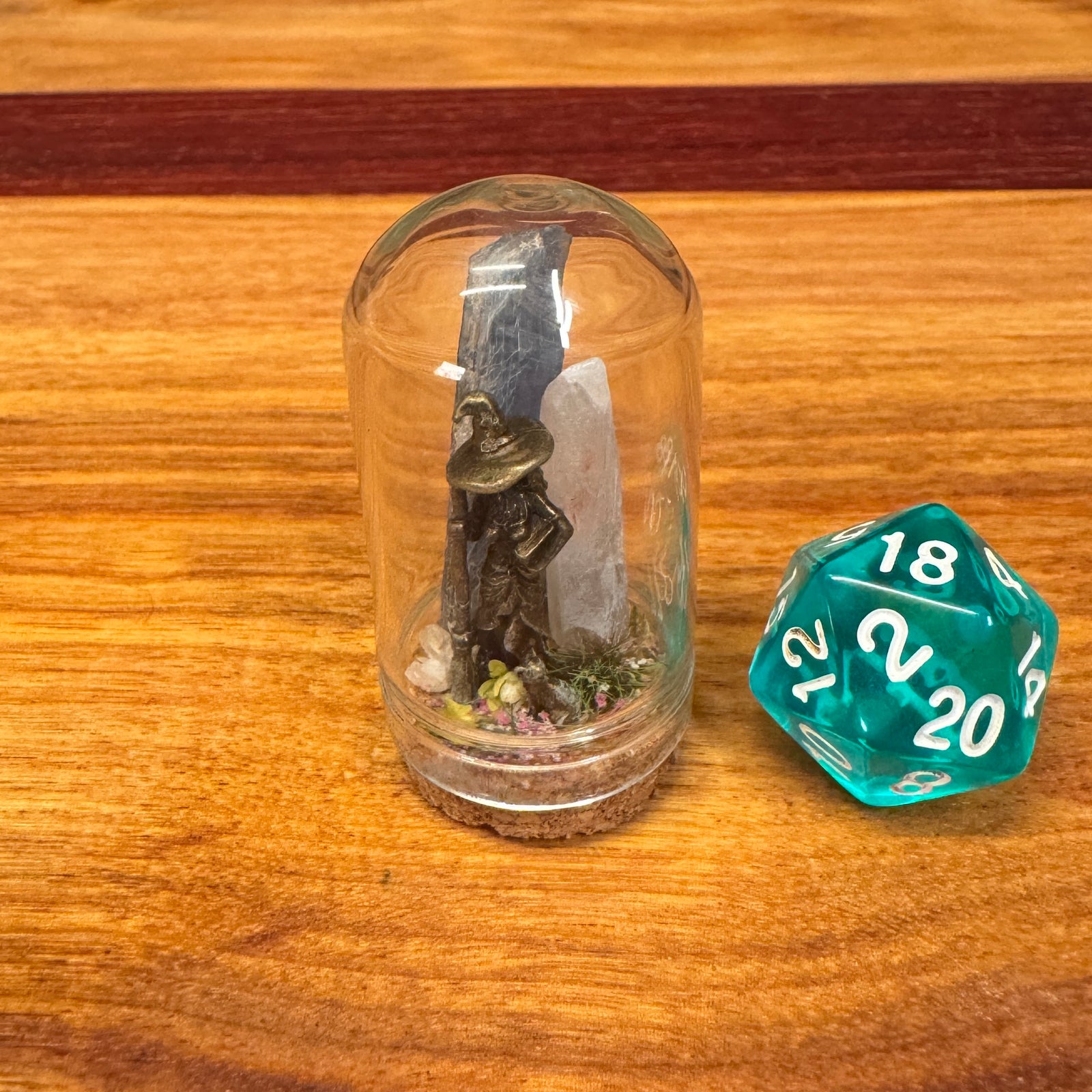 Little Glass Dome - Witch with crystals on cork