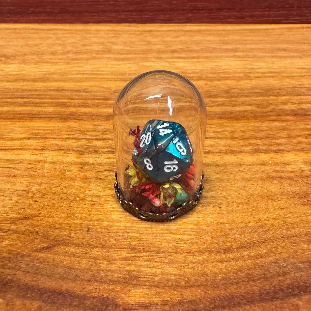Tiny Glass Dome - Mini D20 with flowers