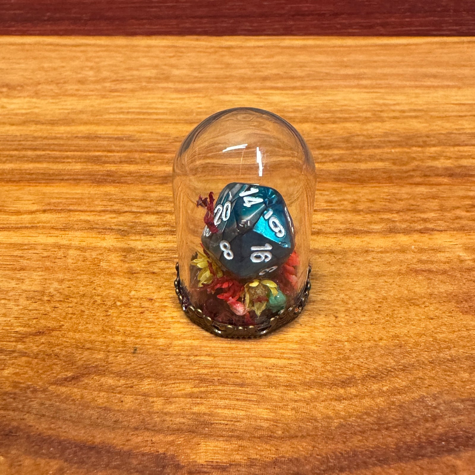 Tiny Glass Dome - Mini D20 with flowers
